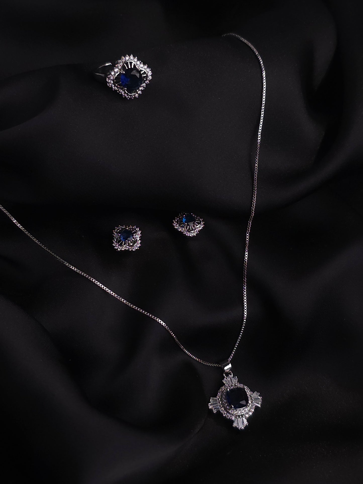 Imperial Sapphire Set