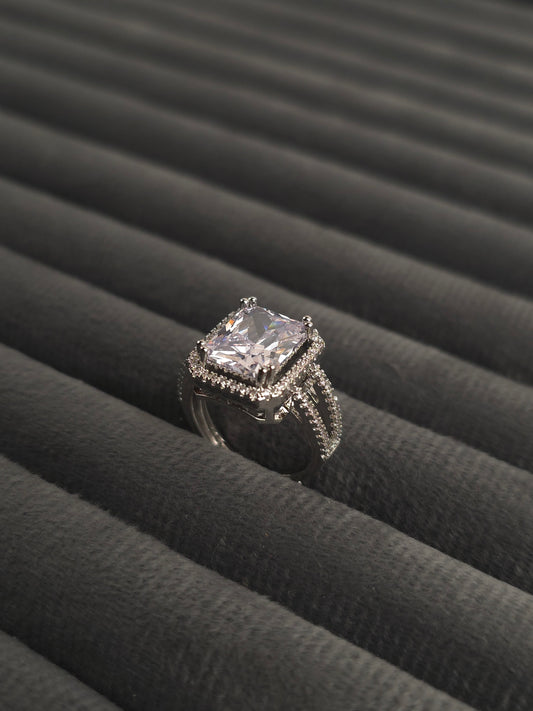 Magestic Holo Ring