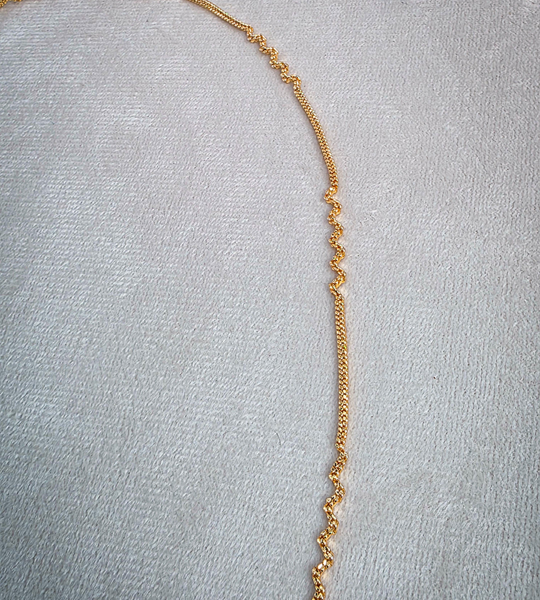 Zigzag Link Chain