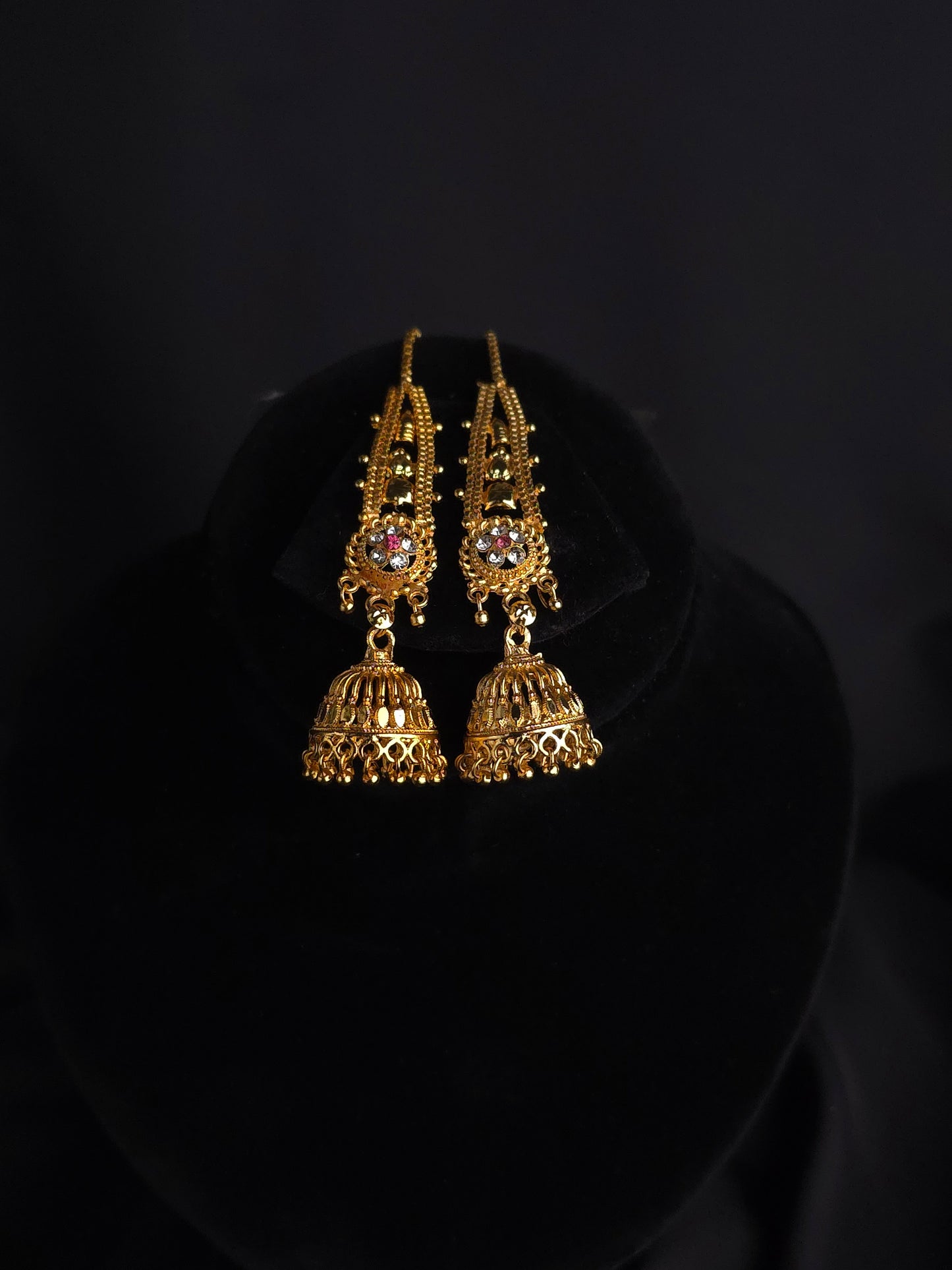 Sunehri Shehnai Jhumkas