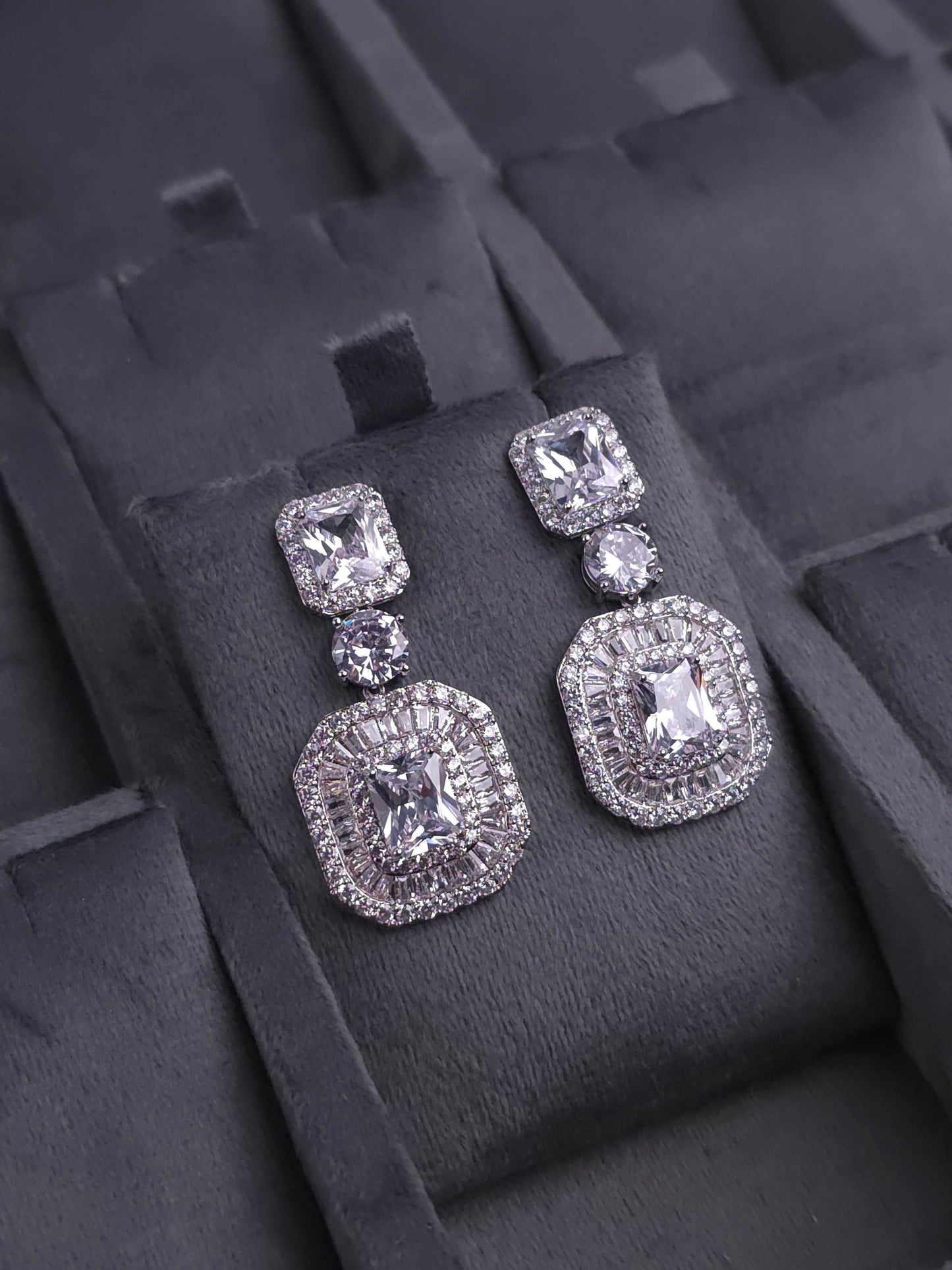 Luxe Halo Drops