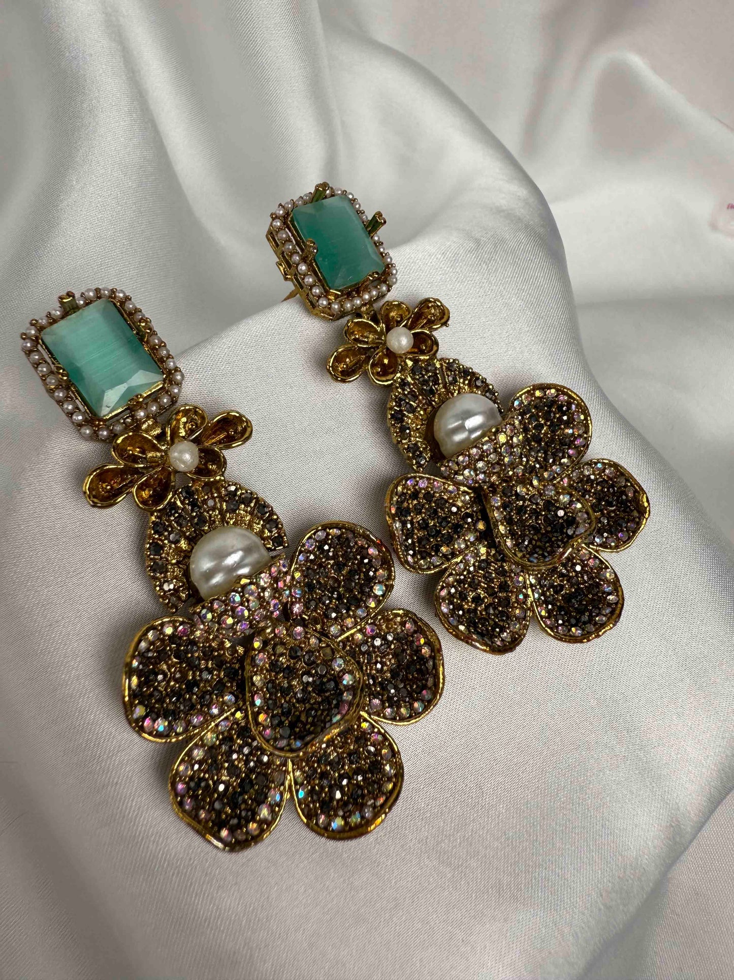 Gul-e-Shab Earrings