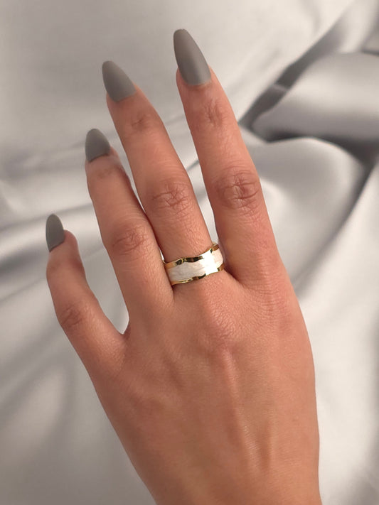 Two-Tone Organic Ring