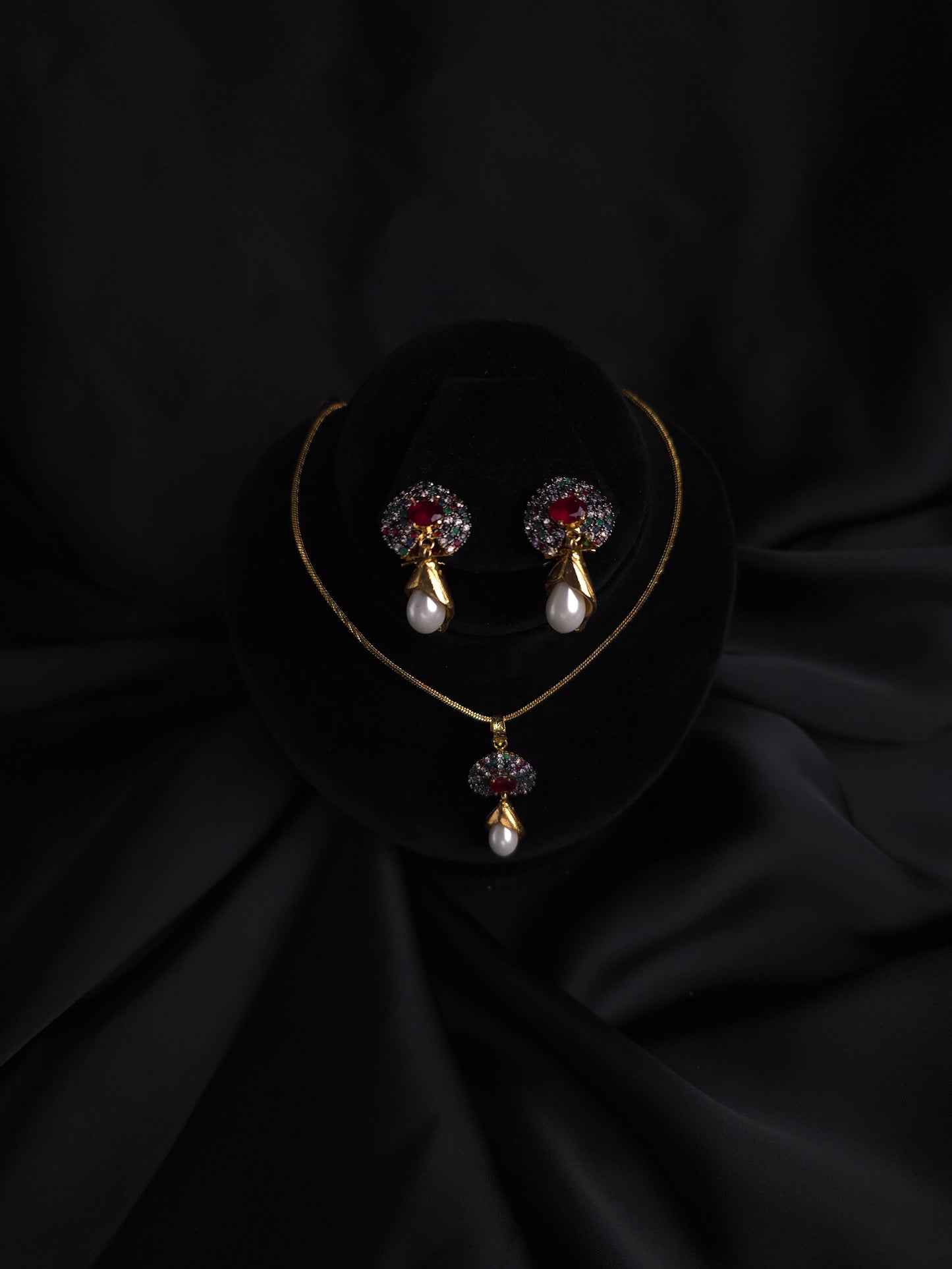 Lumiére Pearl Set