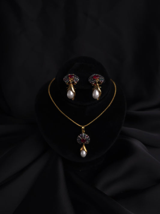 Lumiére Pearl Set