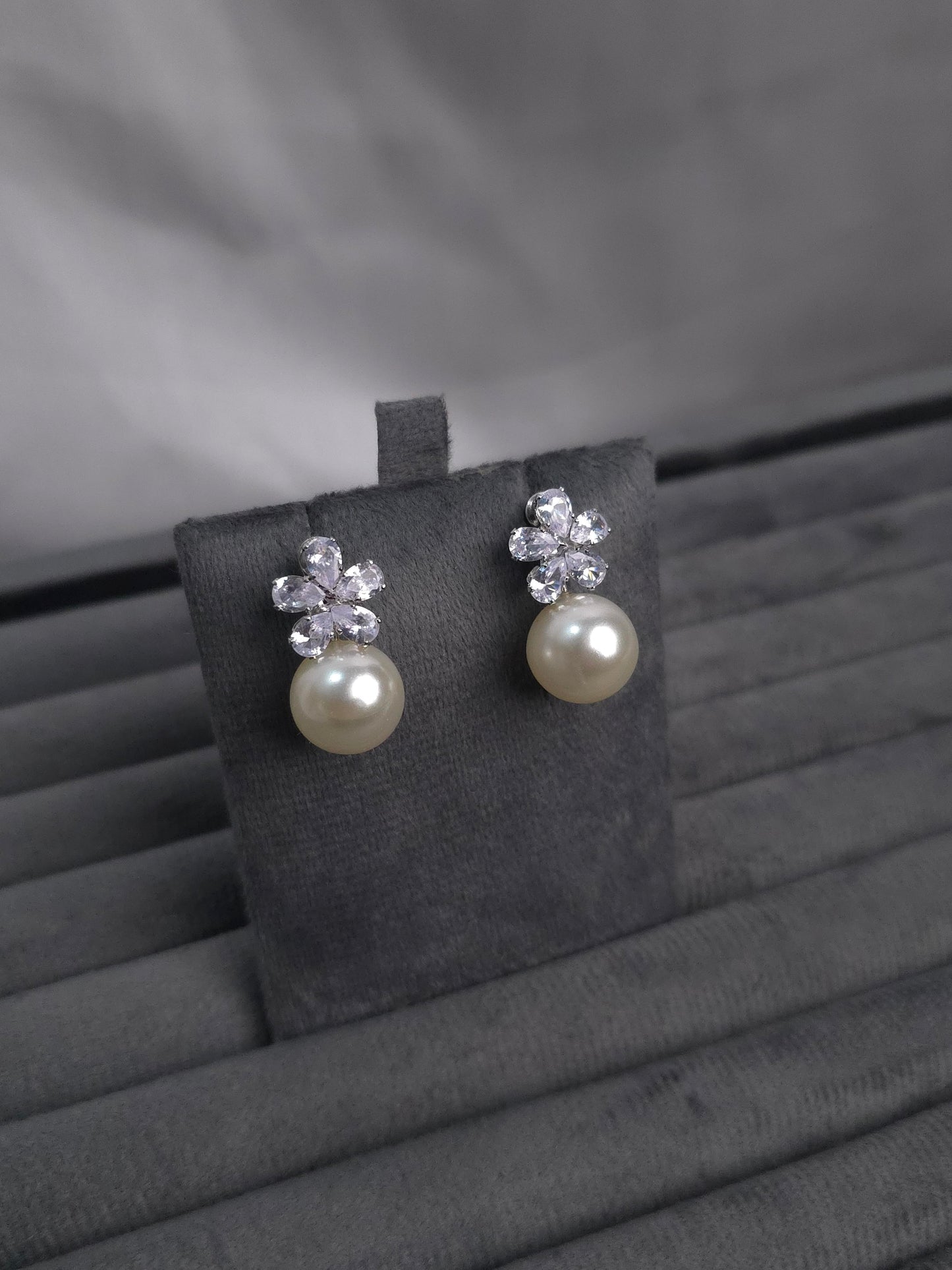 Flower Pearl Studs