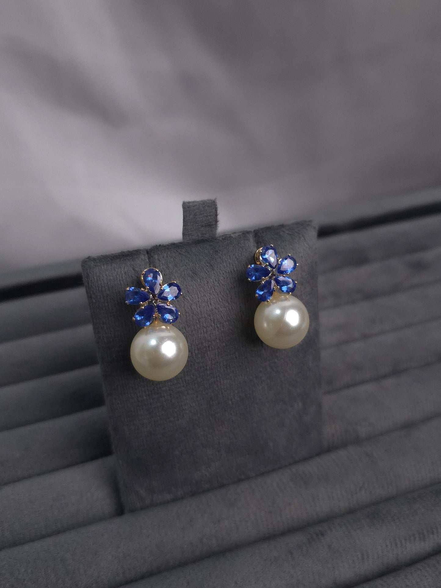 Flower Pearl Studs
