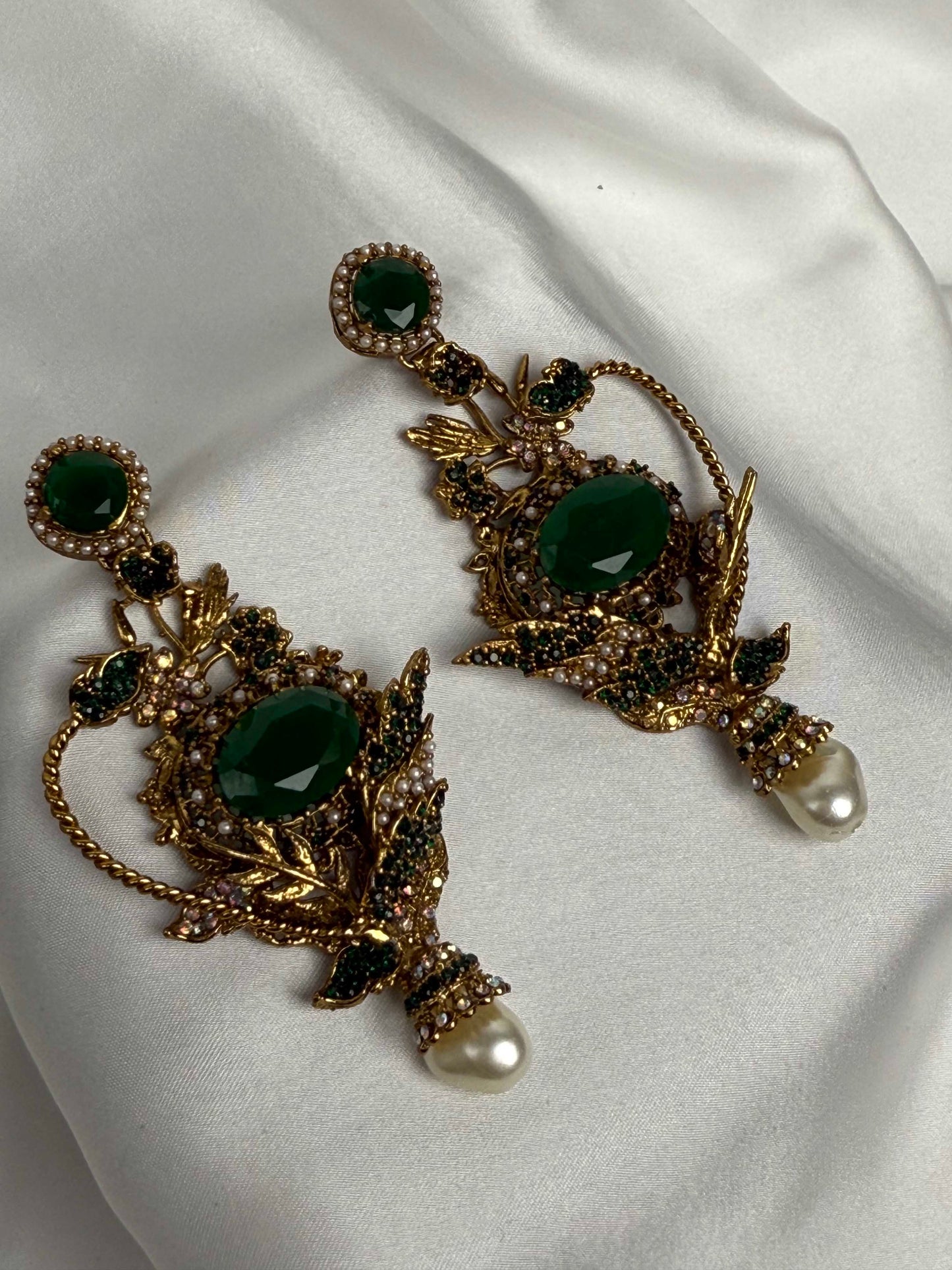 Regal Symphony Earring