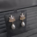 Fan Pearl Drops