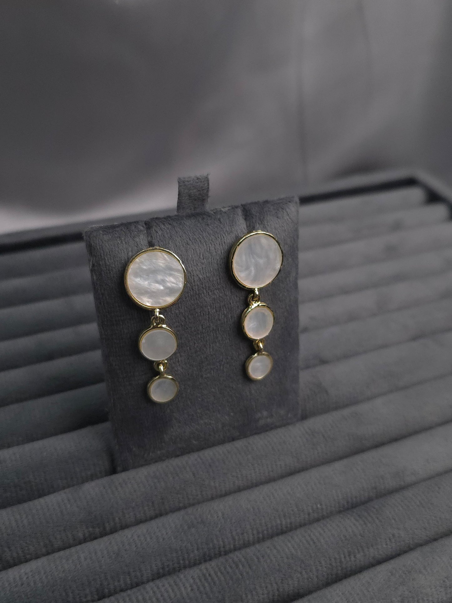 Triple Pearl Drops