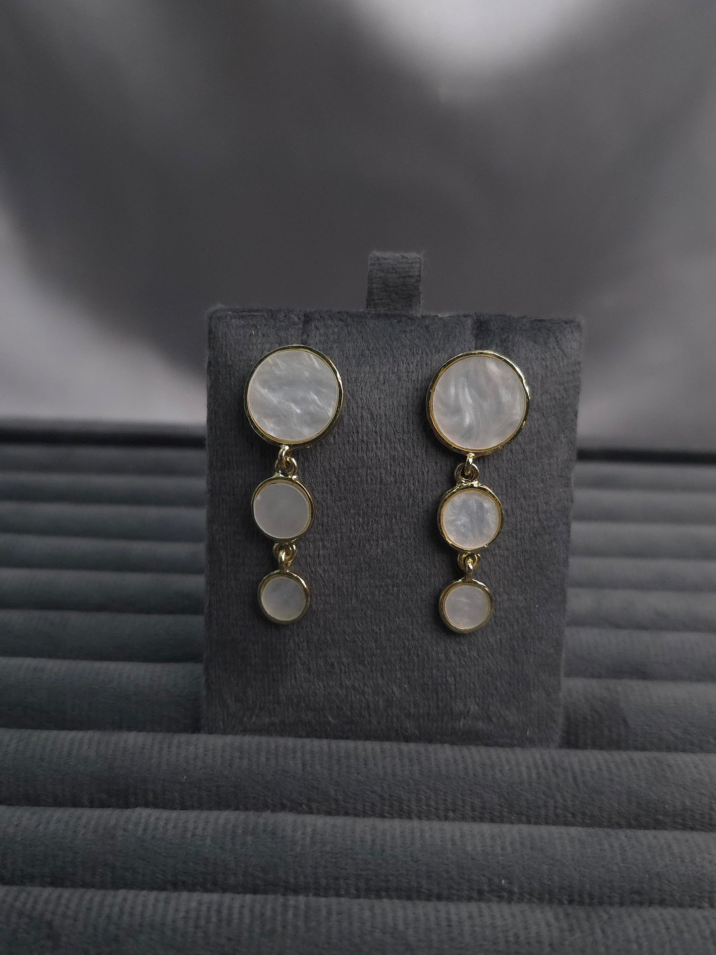 Triple Pearl Drops
