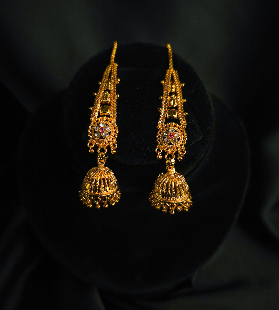 Sunehri Shehnai Jhumkas
