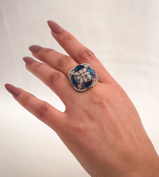 Verdent Snowflake Ring
