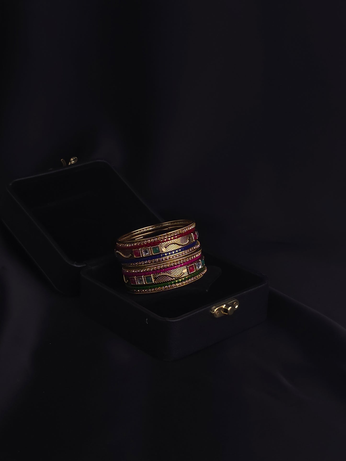Vibrant Squares Kundan Bangles