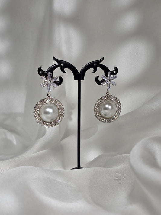 Aura Grace Drop Earrings