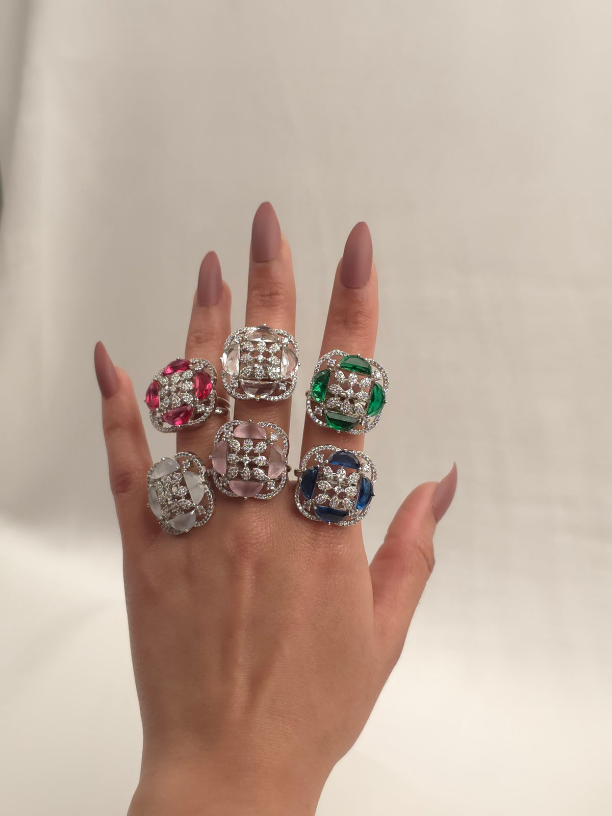 Verdent Snowflake Ring