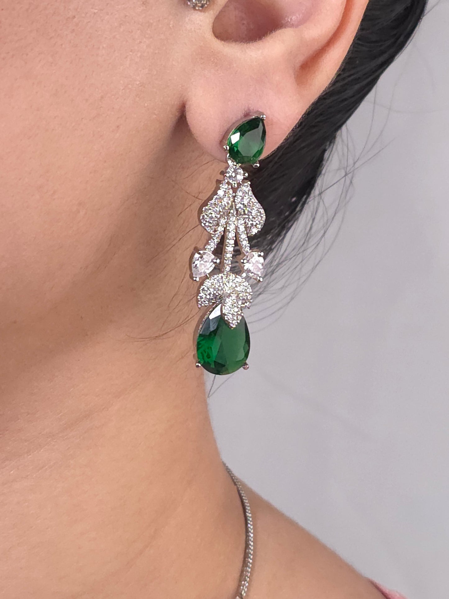 Emerald Seraphina Necklace