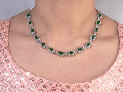 Enchanting Emerald Necklace Set