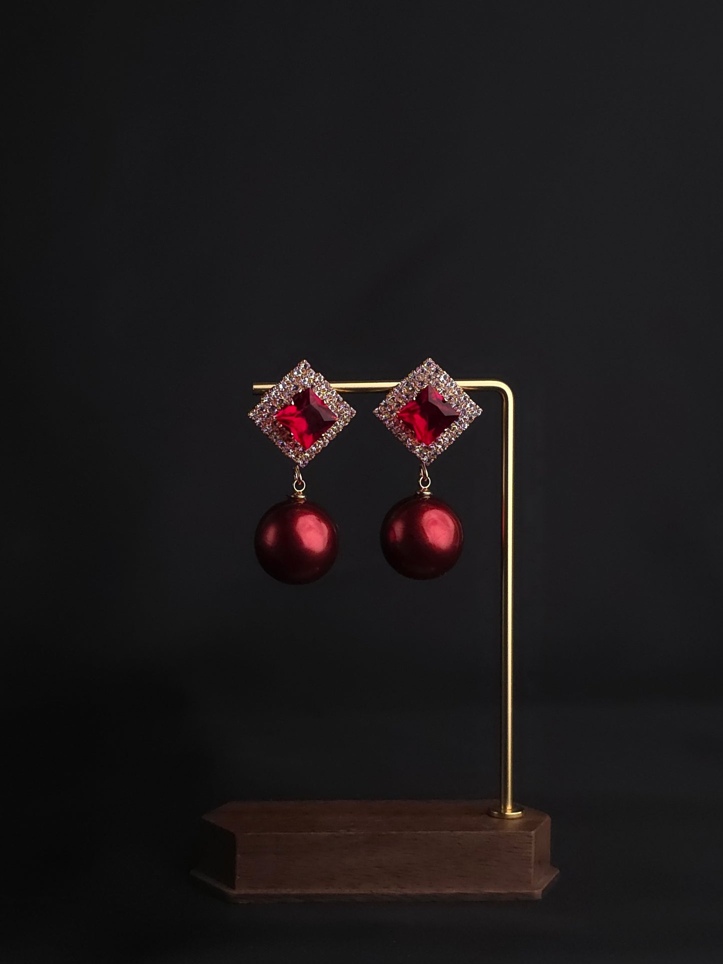 Charm Solitaire Drops Earring