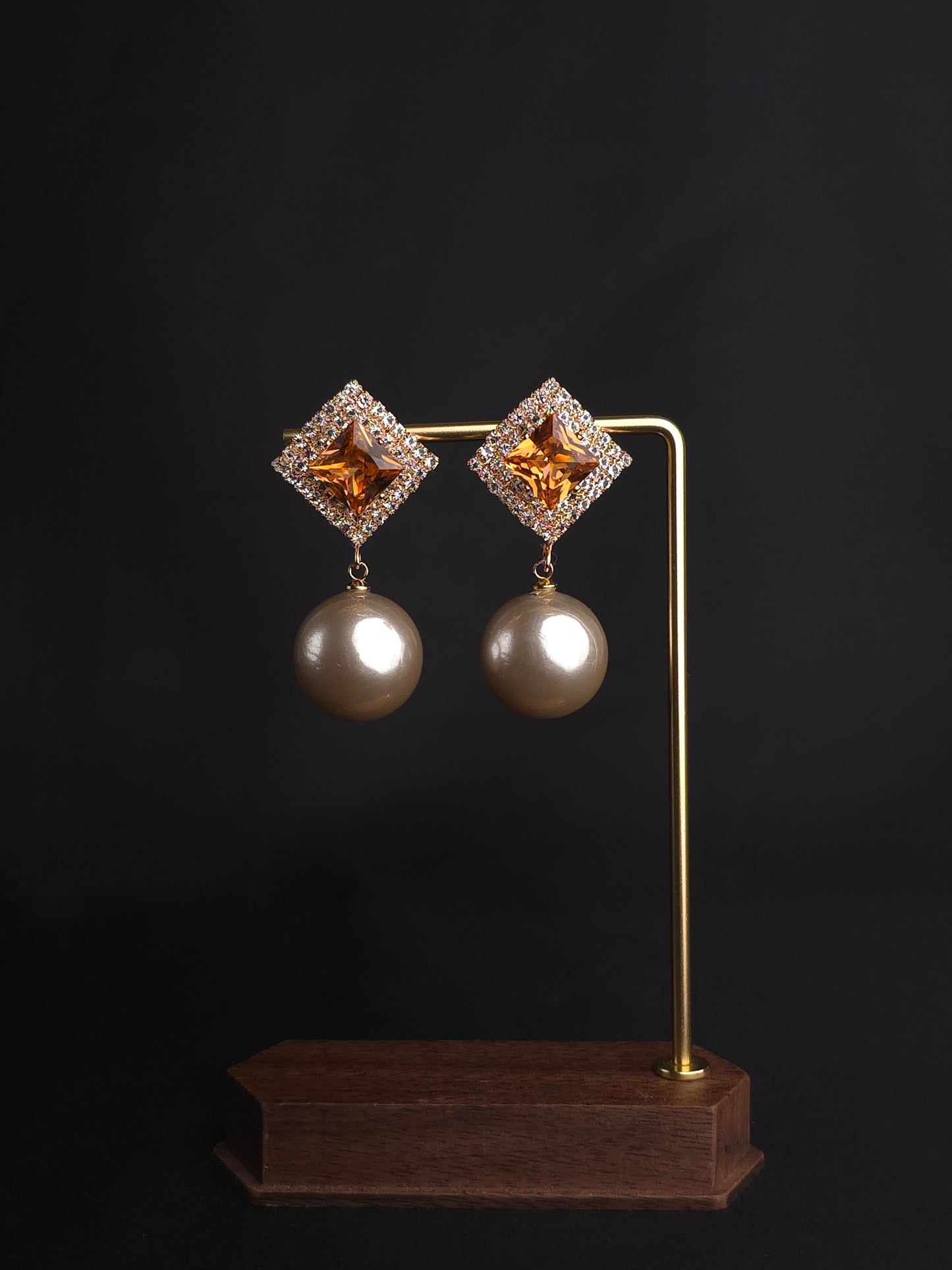 Charm Solitaire Drops Earring