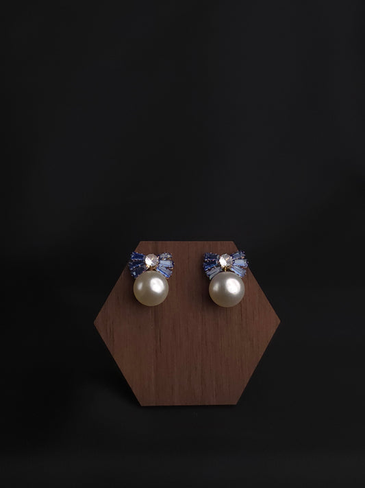 Veloura Earrings