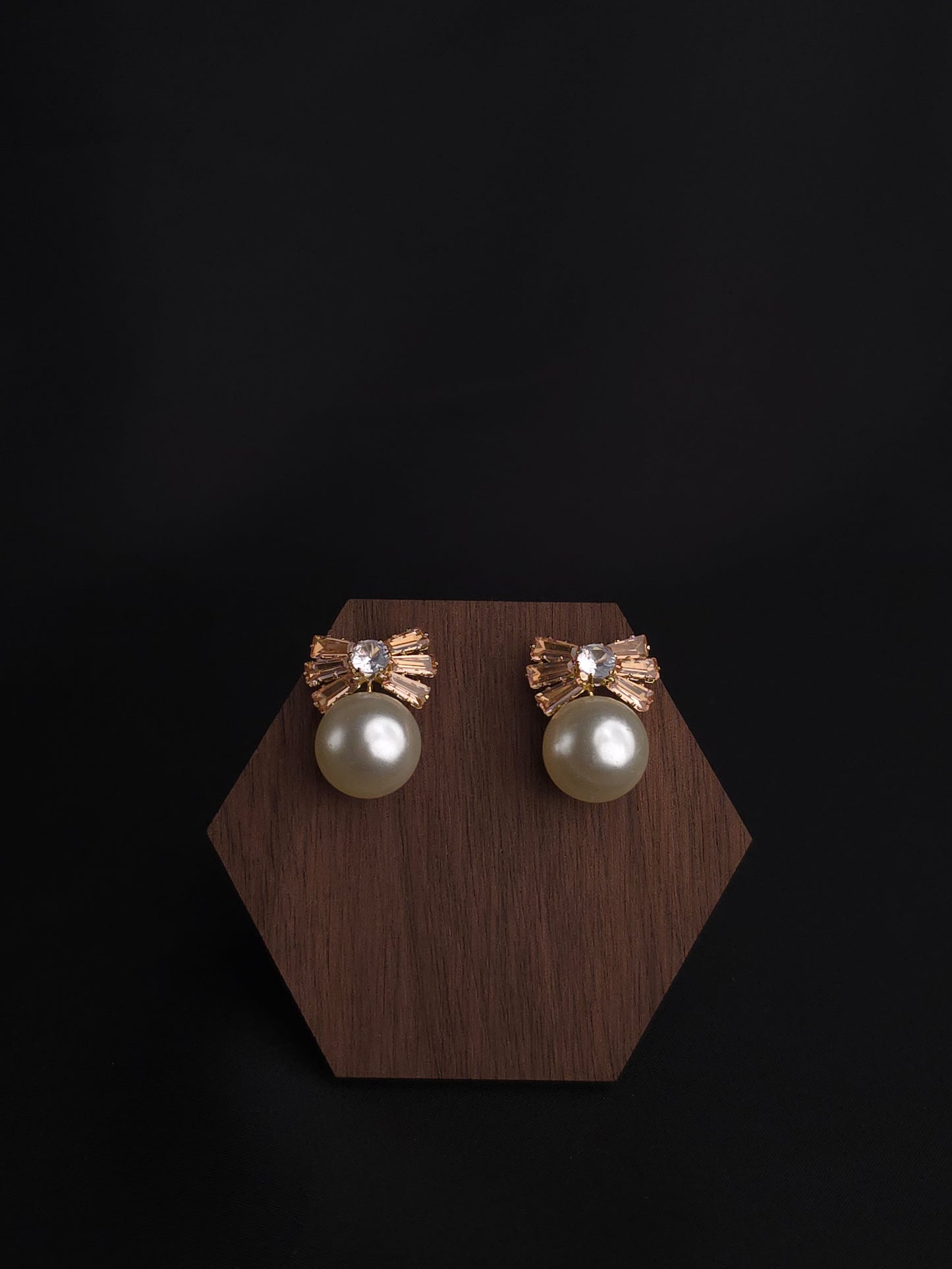 Veloura Earrings