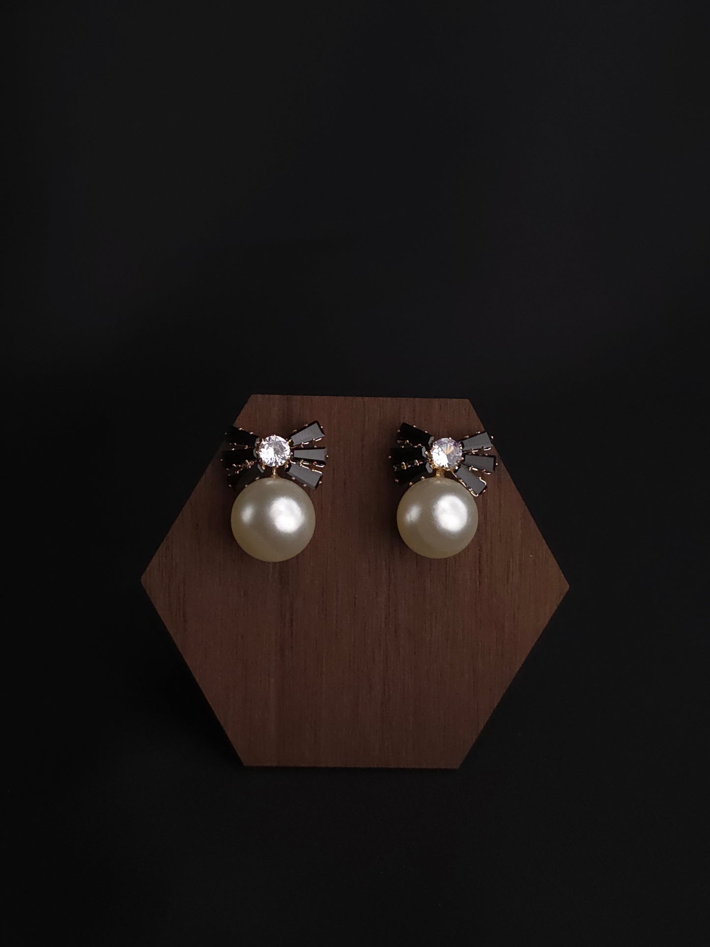 Veloura Earrings