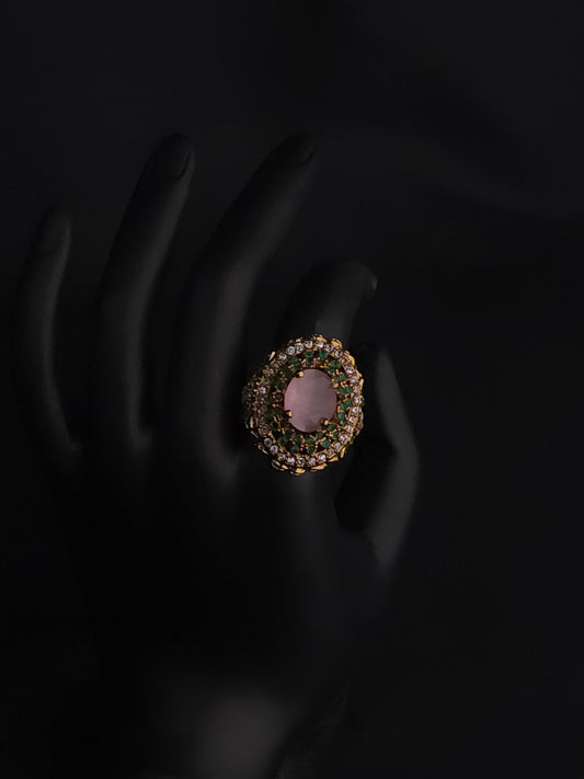 Naurattan-Style Cluster Ring