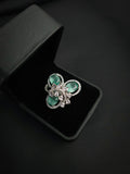 Royal Trillium Finger Ring