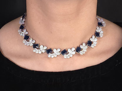 Vintage Rhinestone Wreath Necklace