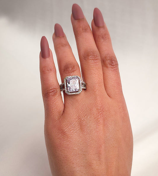 Magestic Holo Ring