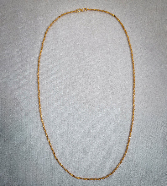 Twisted Luster Chain