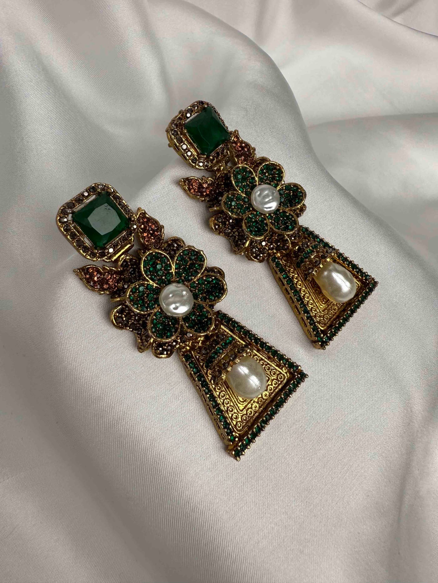 Emerald Gul-e-Noor Earrings