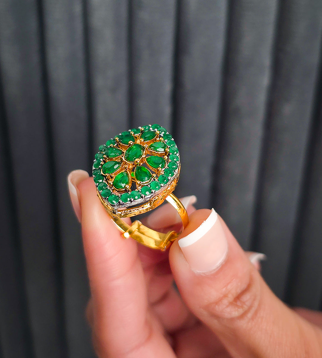 Bloom Aura Ring