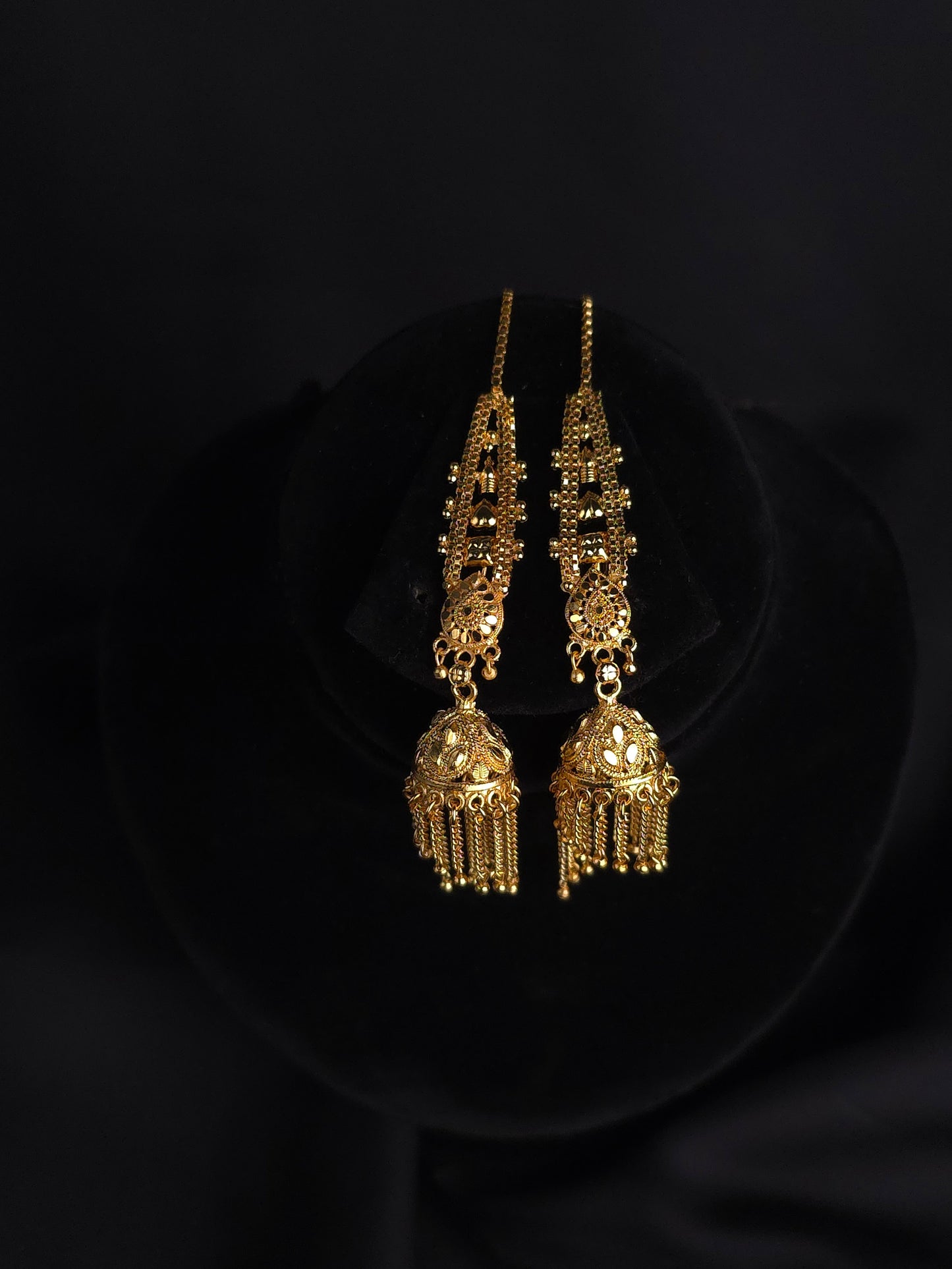 Shahi Sunehri Jhumkas