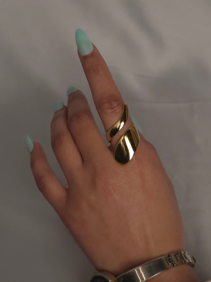 Orbit Ring