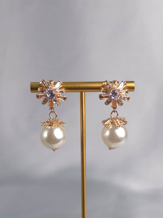 Snowflake Pearl Drops