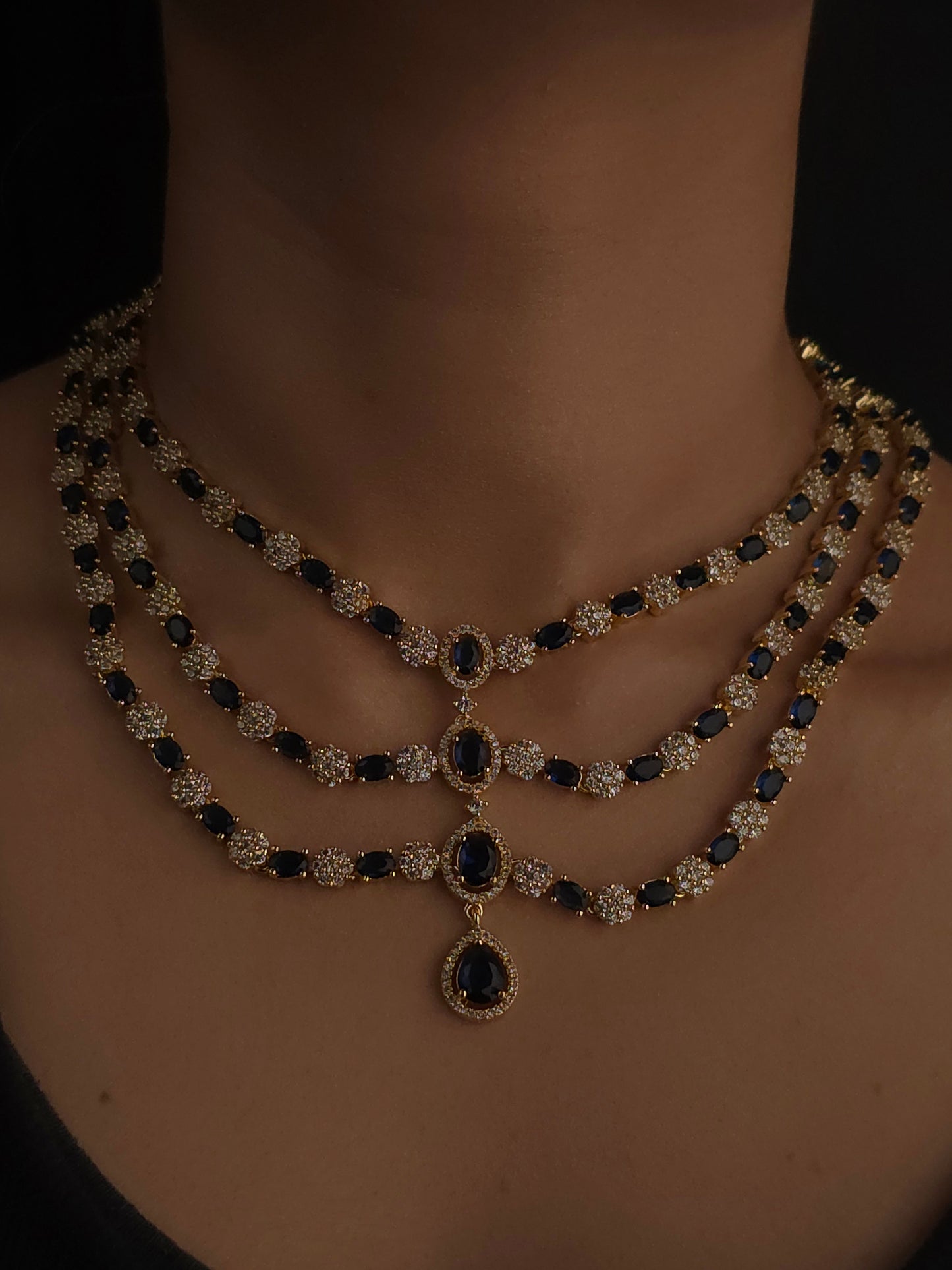 Regal Noir Triple-Layer Set