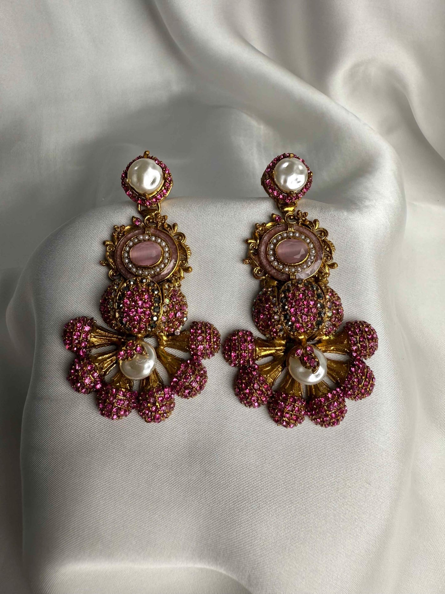 Sultana Pearls Statemant Earrings