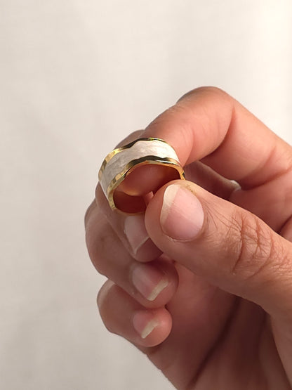 Two-Tone Organic Ring
