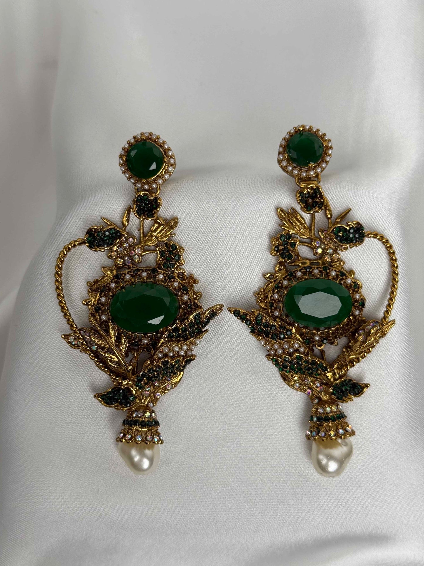 Regal Symphony Earring