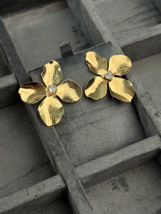 Petal Ray Studs